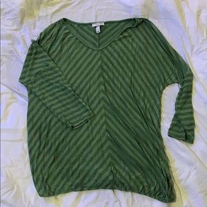 Liz Lang maternity shirt